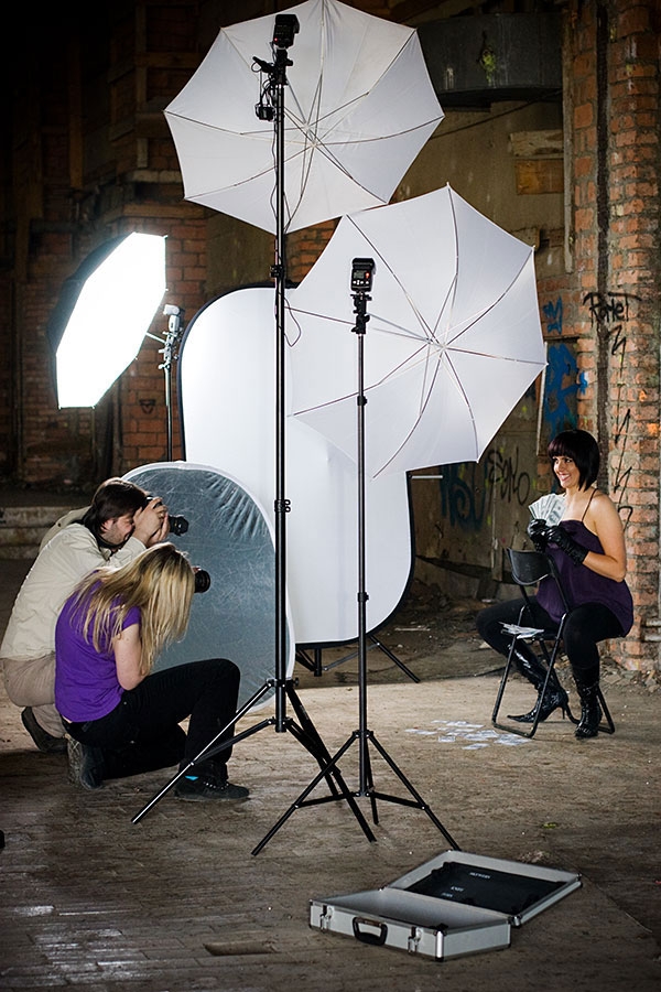 backstage1.jpg